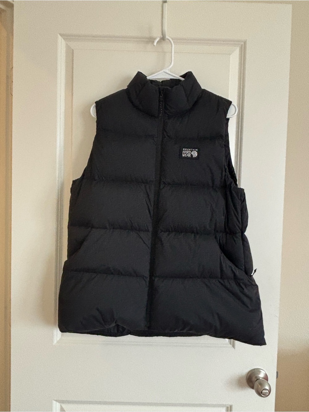 Mountain Hardwear Women’s Black Puffer Vest